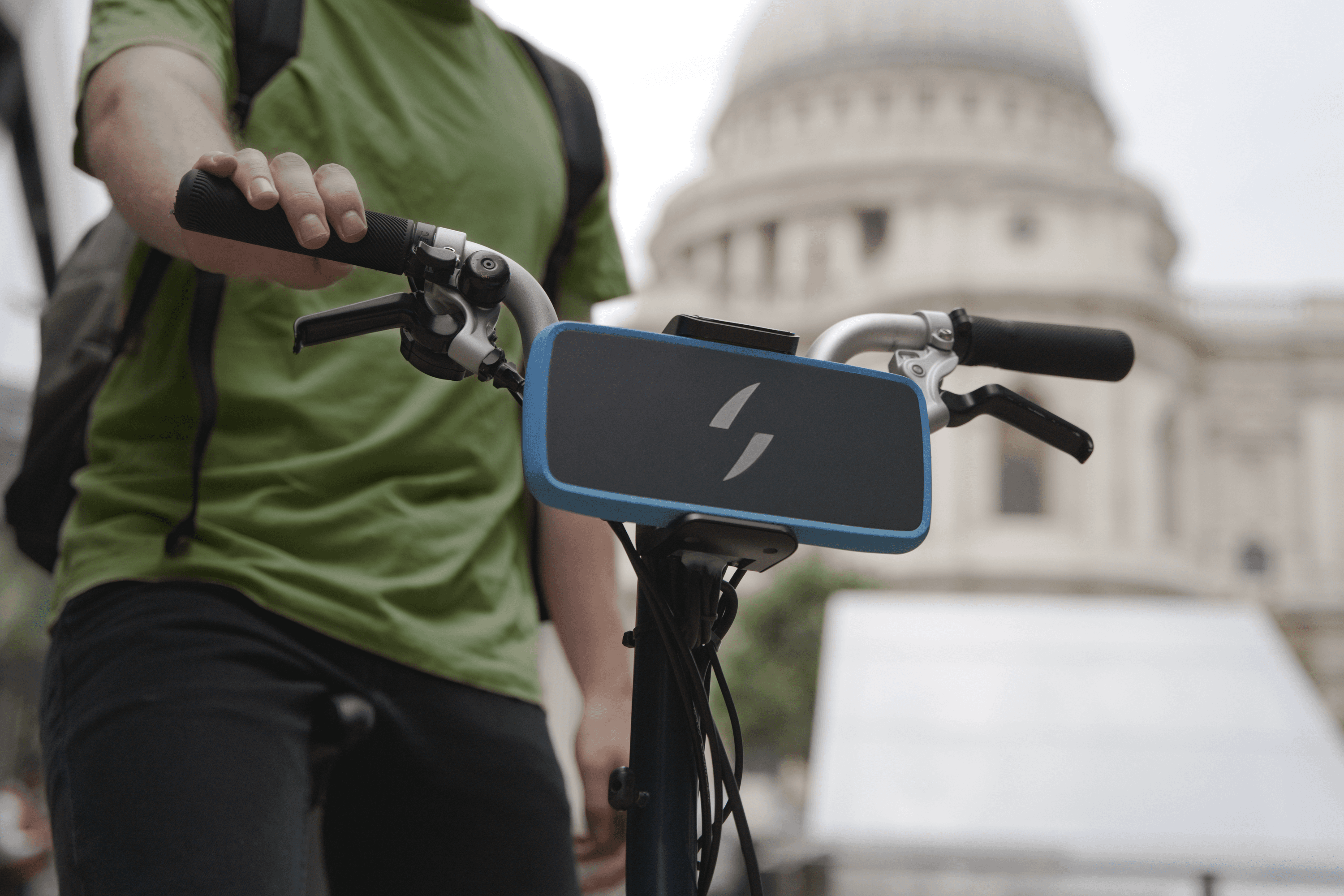 5 AWESOME ACCESORIES FOR YOUR BIKE 